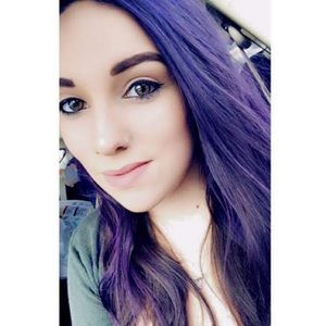 Meet your Posher, Victoria